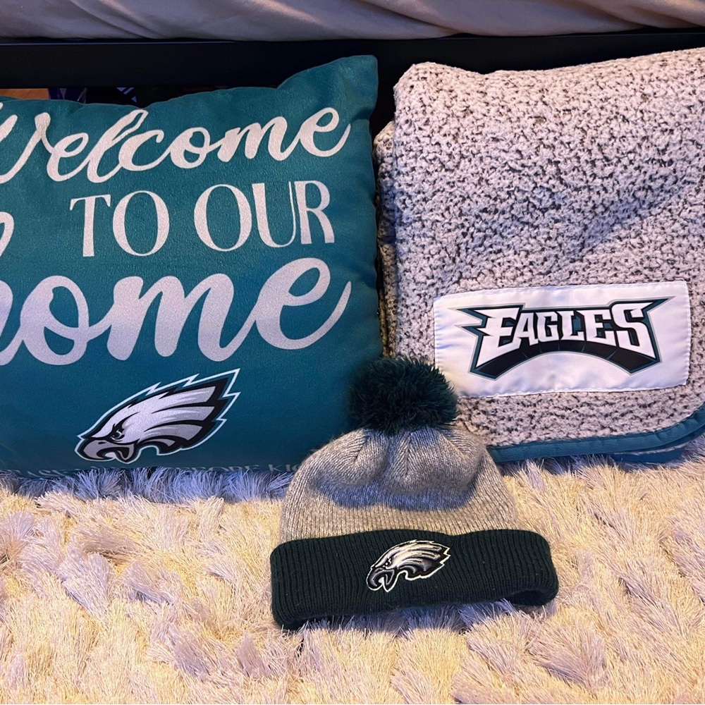 Eagles hat - Picture 2 of 2